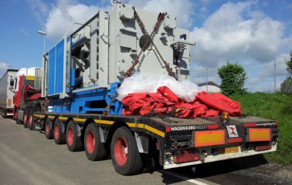 Schwertransport beschädigt Autobahnbrücke bei Nittendorf