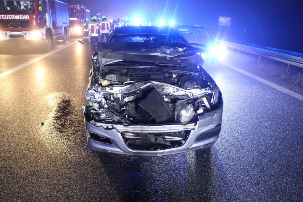 Auffahrunfall im Nebel auf der A6 bei Wernberg-Köblitz Foto: Polizei