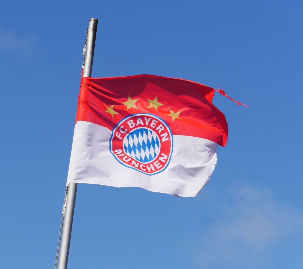 Symbolbild: Flagge des FC Bayern