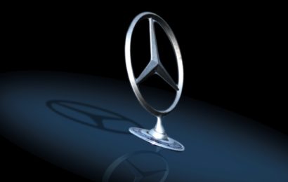 Mercedesstern in Weiden abgebrochen