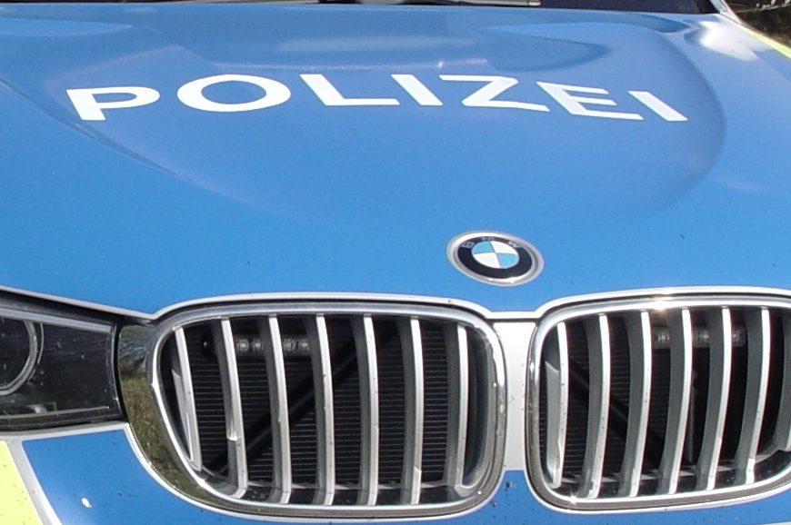 Betrunken Unfall gebaut und geflohen