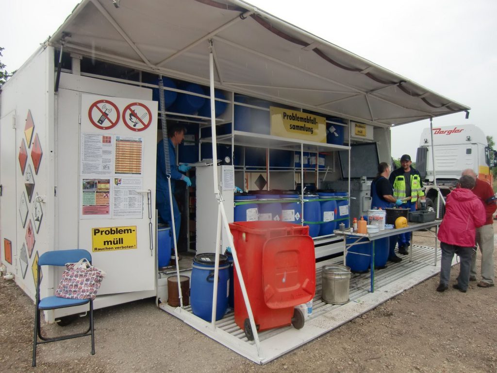 Problemmüllsammlung am Wertstoffhof. Foto © Stadt Amberg, Bettina Zehetmair