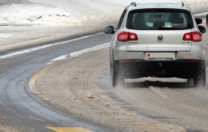 Plötzlicher Schneefall mit Folgen bei Grafenwöhr