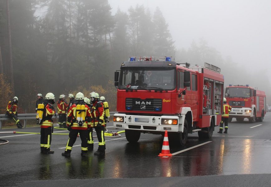 Zwei Verkehrsunfälle aufgrund Aquaplaning auf der A3