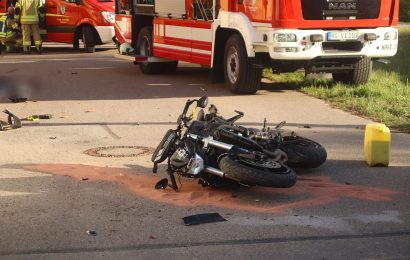 Schwerer Verkehrsunfall zwischen Pkw und Krad bei Pilgramsreuth