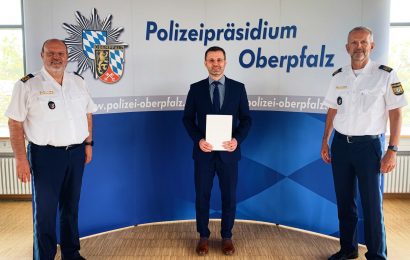 Leiter der Kriminalpolizeiinspektion Amberg wird zum Kriminaldirektor befördert