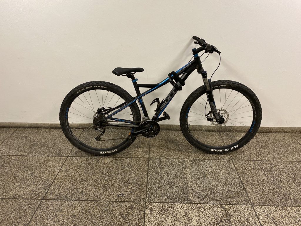 Die Polizei Amberg sucht den Eigentümer dieses Fahrrads Foto: Polizei