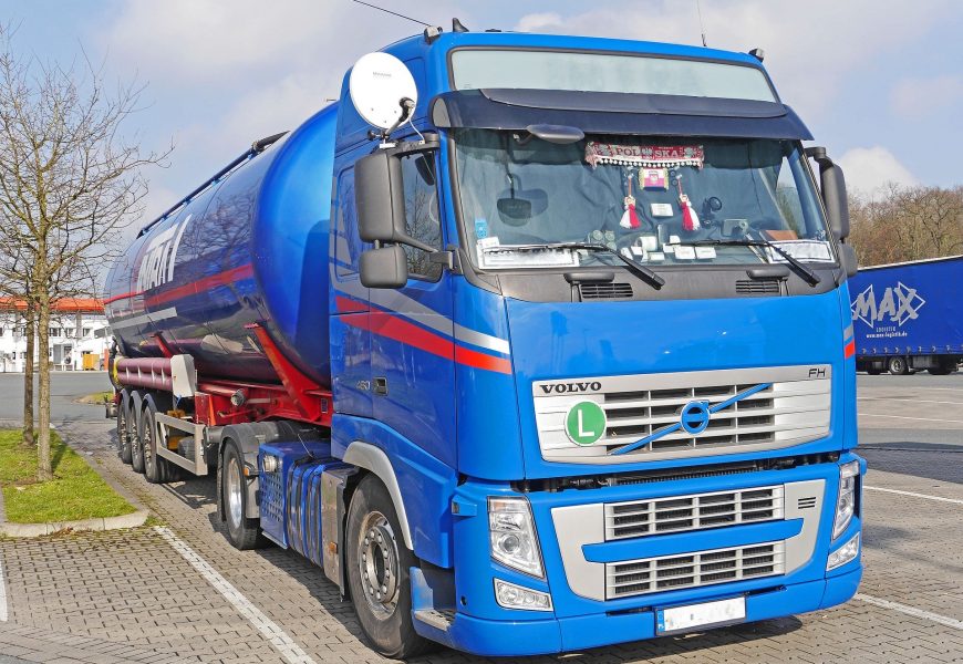 Diesel aus Lkw entwendet