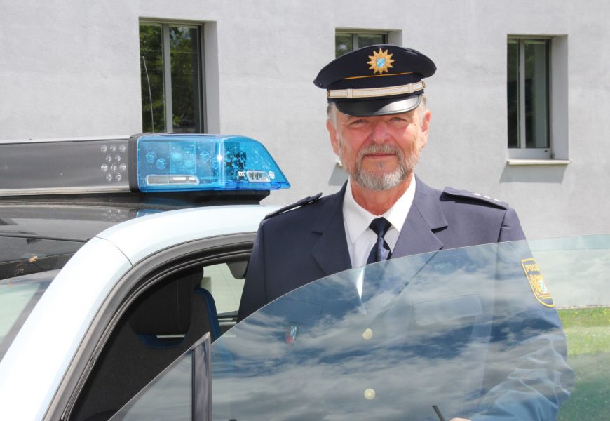 „Verkehrler“ mit Leib und Seele – PHK Gerhard Lehrer in den Ruhestand verabschiedet