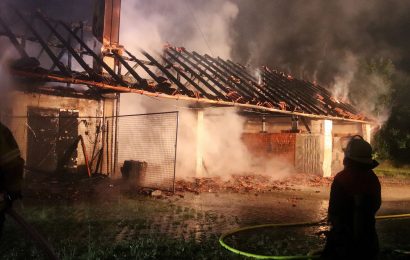 Brand einer Lagerhalle in Burglengenfeld