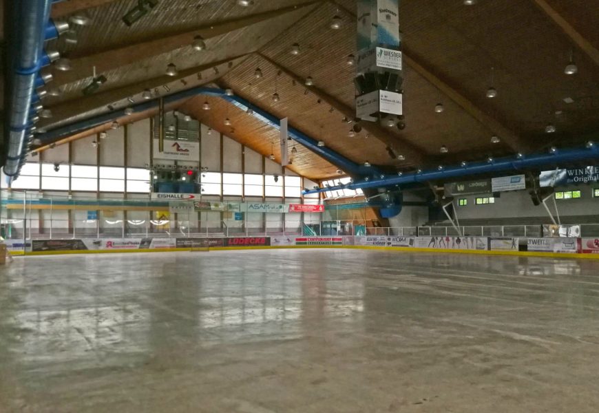 Eishalle Amberg soll schnellstmöglich öffnen