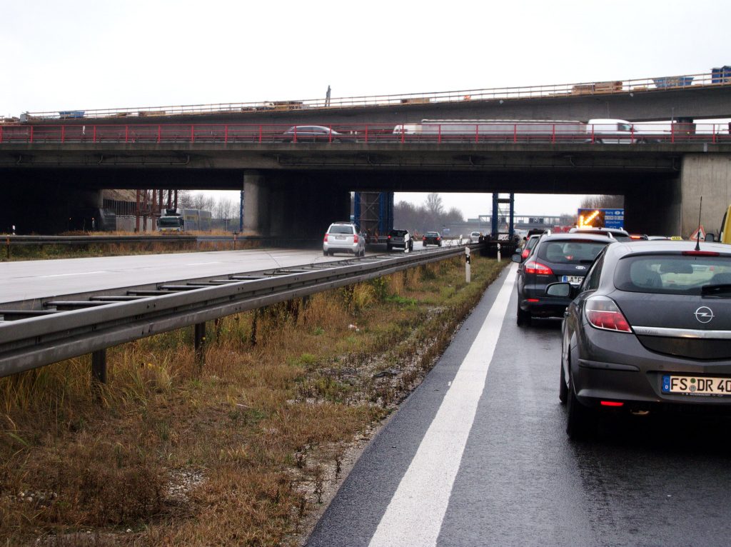 Symbolbild: Autobahnkreuz Quelle: Flickr.com / Björn Láczay