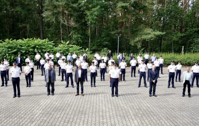 Polizeipräsident Norbert Zink begrüßt neue Polizeibeamte / Arbeitnehmer