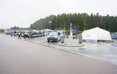 Einer der Kontrollpunkte in der Oberpfalz am 15.10.2020 Foto: Polizei