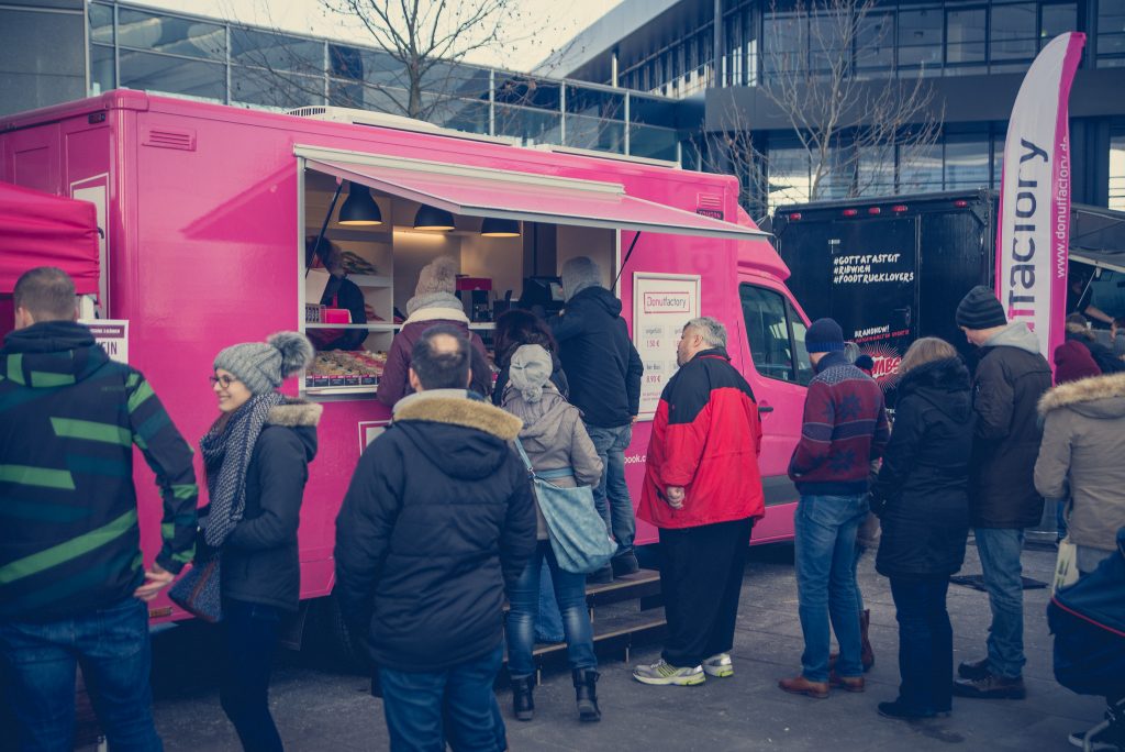 Symbolbild: Foodtruck Quelle: Flickr.com/Crosa