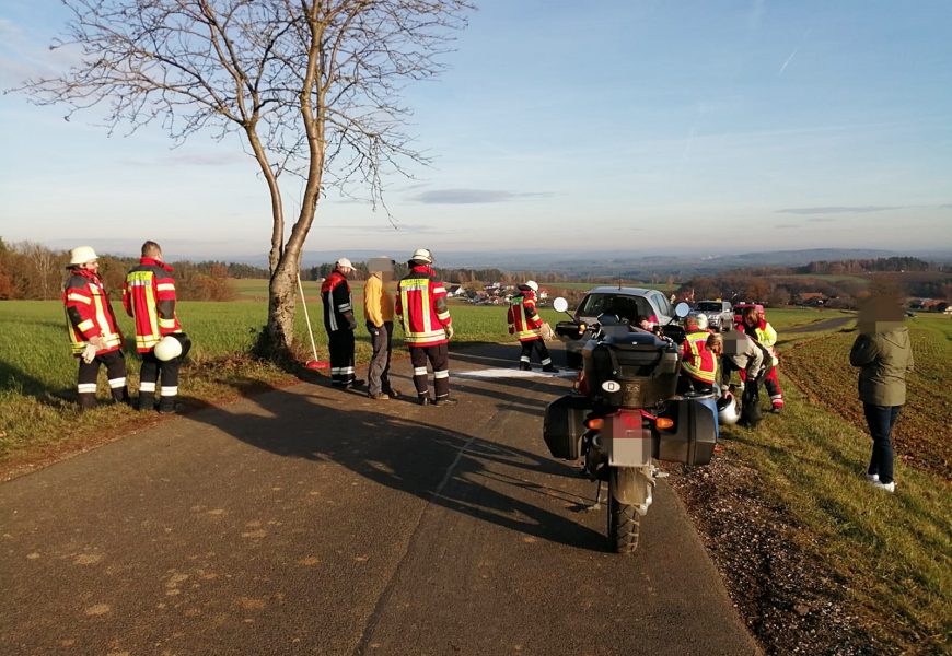 Betrunkener Motorradfahrer verliert Kontrolle