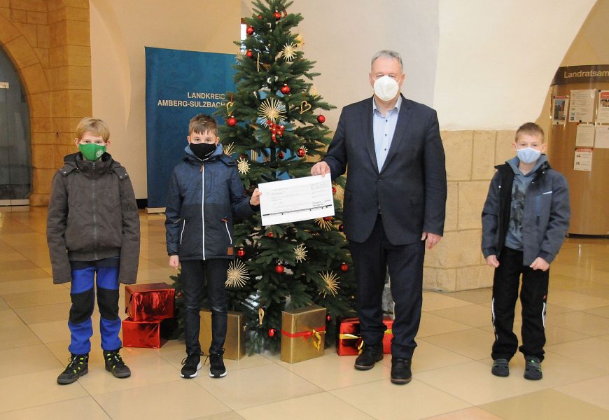 Gebenbacher Kinder spenden Kommuniongeld für Landkreis-Hilfsfonds