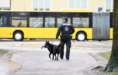 Drei festgenommenen Beschuldigte müssen in Untersuchungshaft