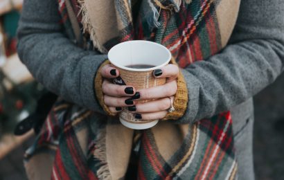 Sieben einzelne Hausstände zum Kaffeetrinken in Amberg getroffen