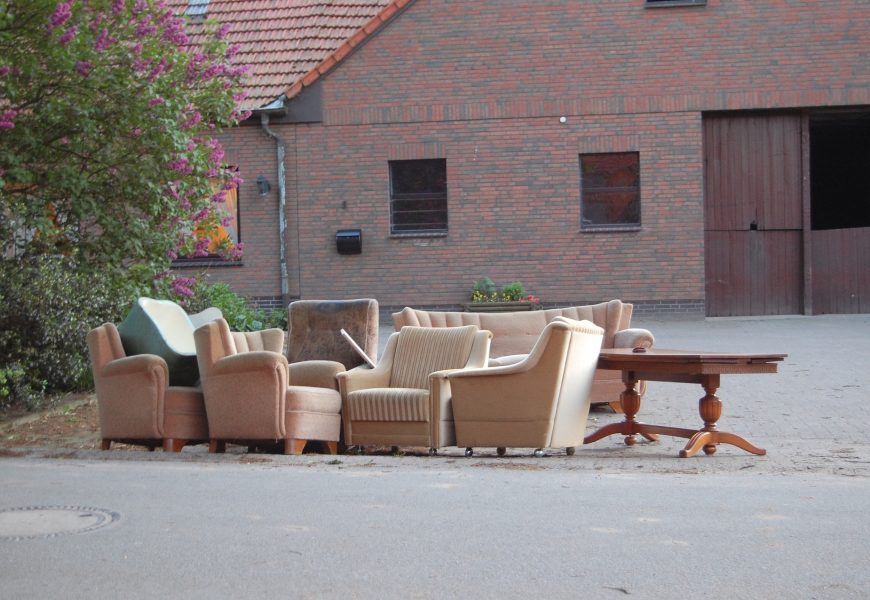 Sperrmüllsammler am Wochenende – Anzeigen und Belehrungen nach Infektionsschutzgesetz