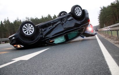 Mehrere Schutzengel bei Verkehrsunfall in Schwarzenbach im Einsatz