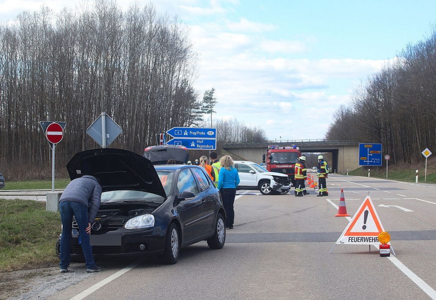 Vorfahrtsmissachtung führt zu Verkehrsunfall