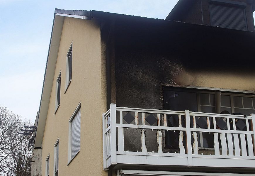 Brand eines Wohnhauses in Engelsdorf