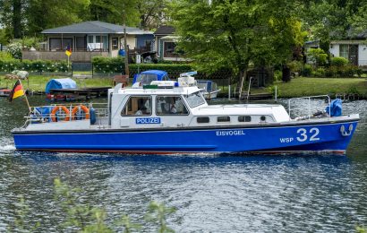 Polizeiboot der Wasserschutzpolizei Beilngries erstrahlt nach Generalsanierung in neuem Glanz: „Top modern und bestens ausgestattet“