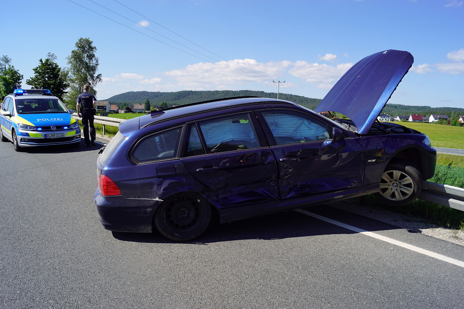 Verkehrsunfall mit leichtverletzter Person in Schwarzenbach – Auffahrt zur B470