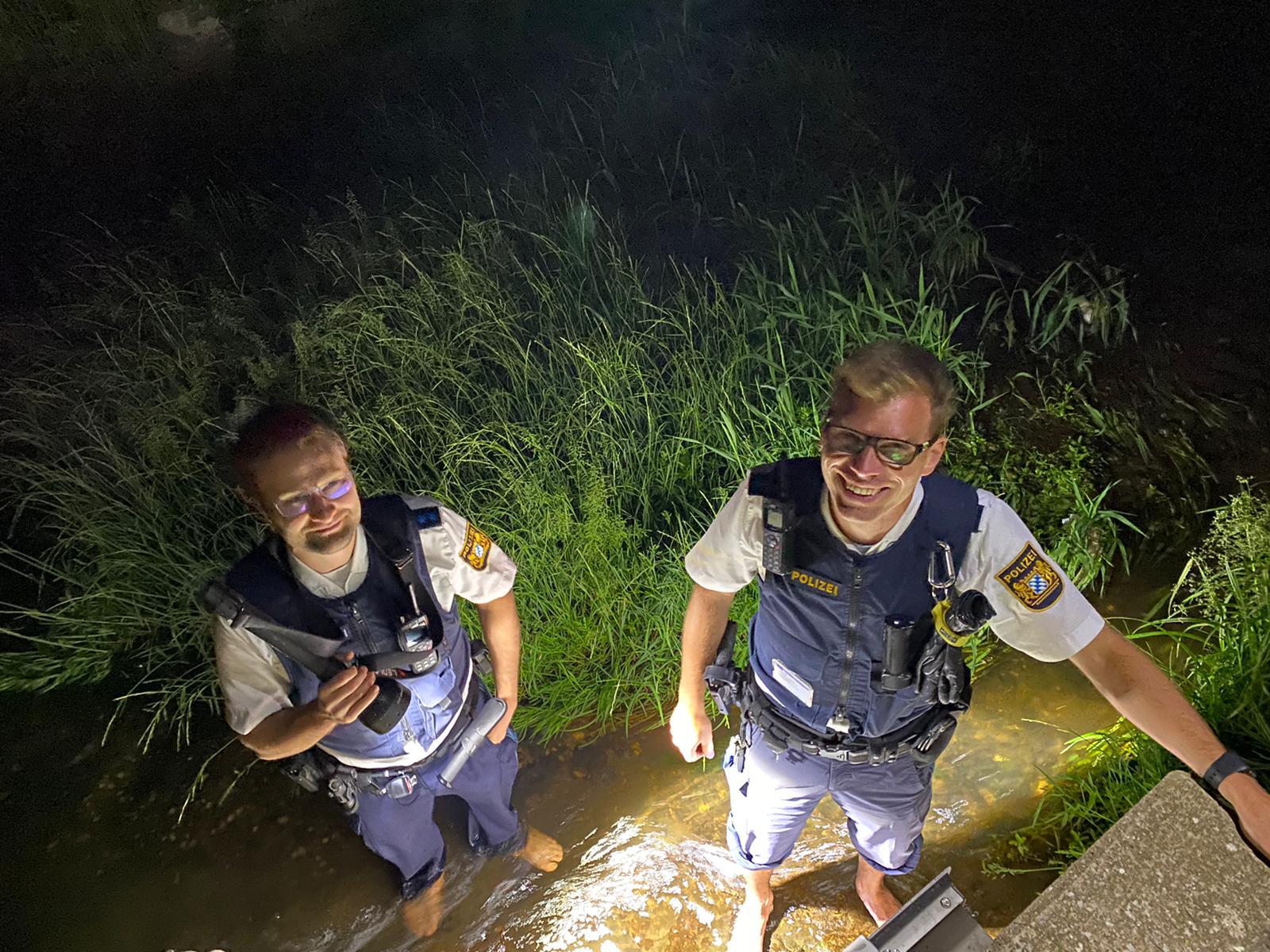 Beamte der VPI Weiden nach der erfolgreichen Vermisstensuche Foto: Polizei