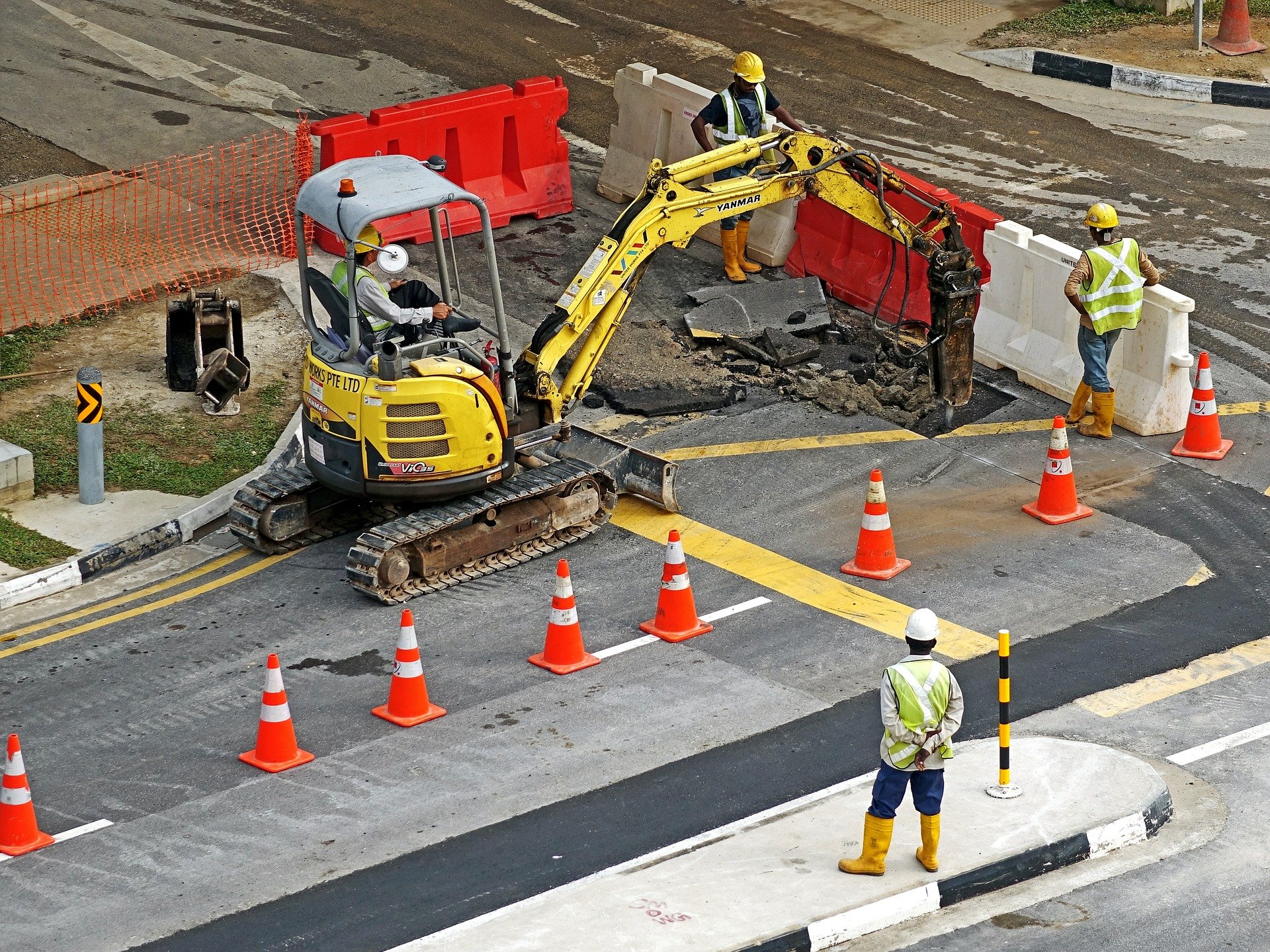 Gasleitung bei Baggerarbeiten in Kemnath beschädigt