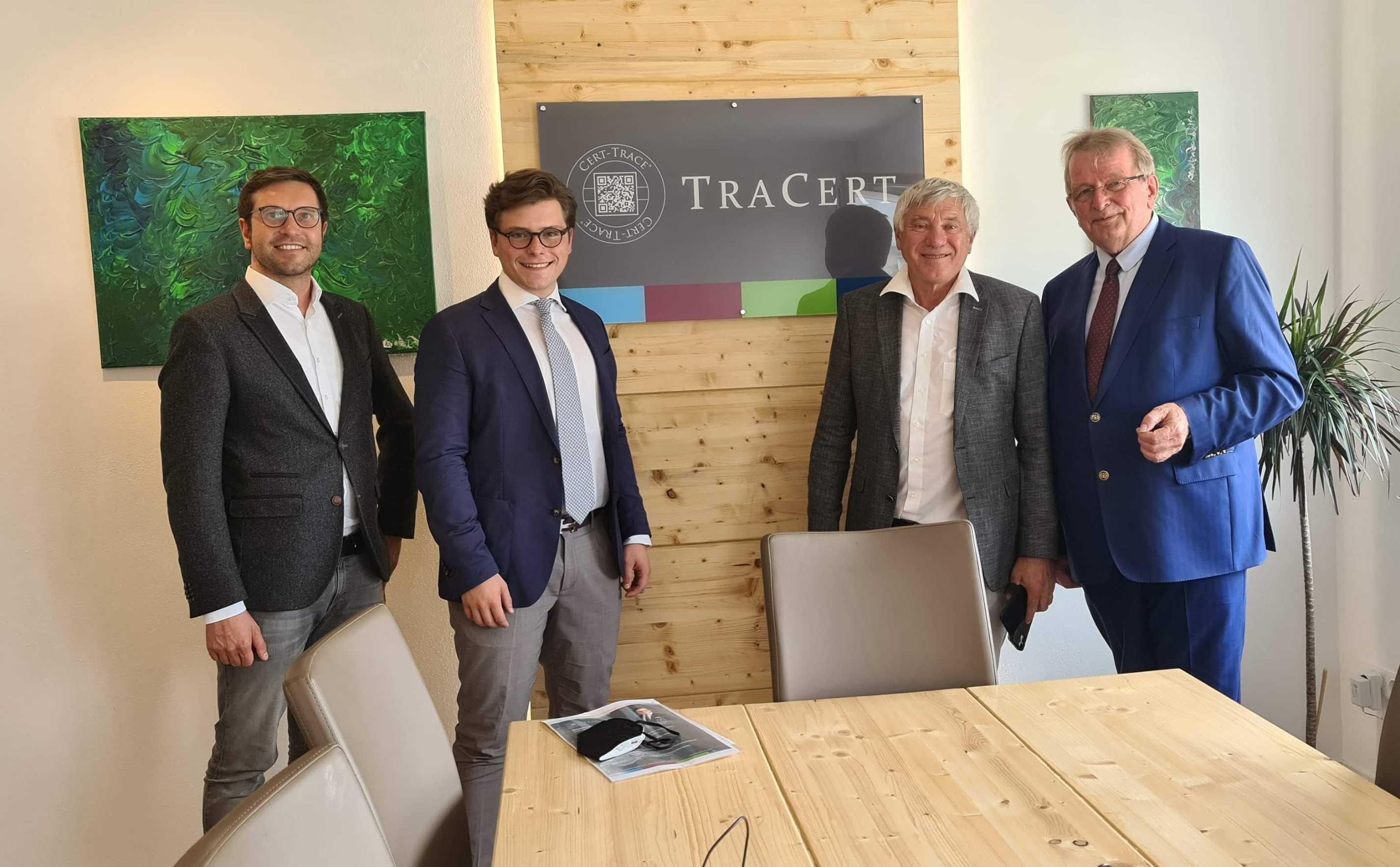 TraCert wird ein Jahr alt – ostbayerisches-estnisches Unternehmen treibt Digitalisierung voran