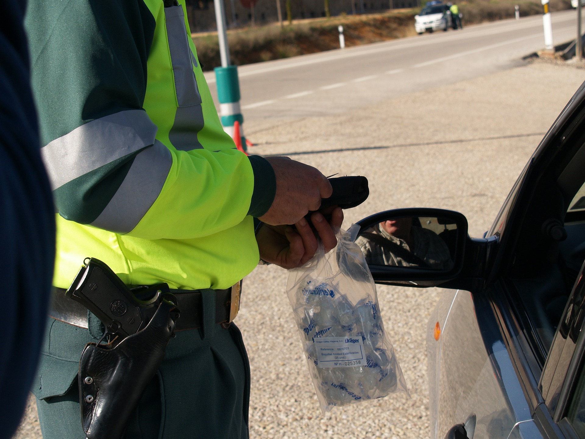 Knall führt zu betrunkenen Pkw-Fahrer in Amberg