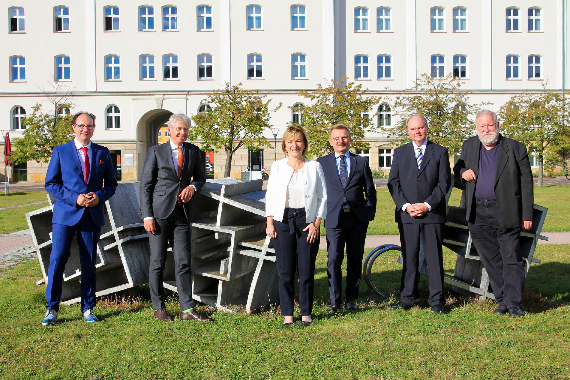 Durch Bildung und Innovation die Zukunft gestalten: Das neue Team der Hochschulleitung