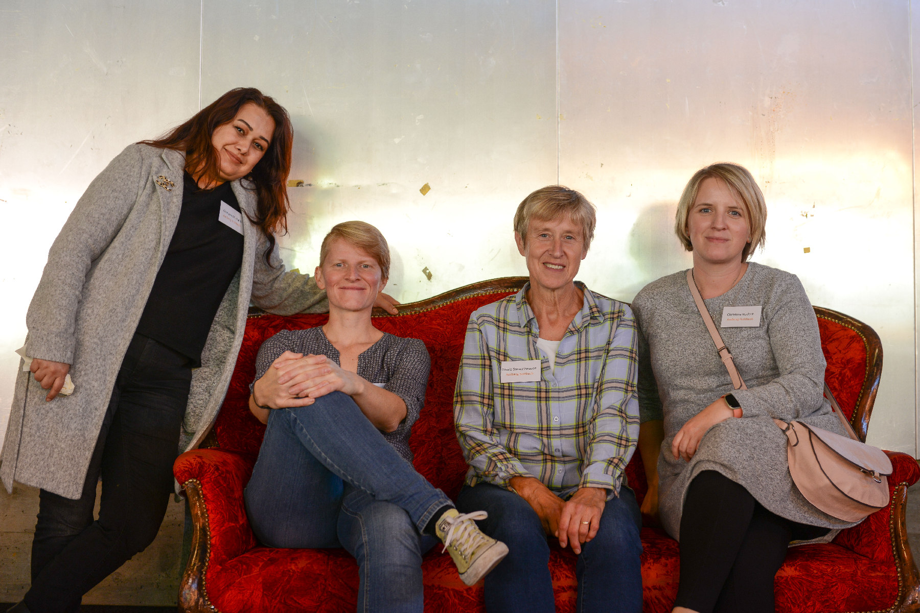 ELTERNTALK-Moderatorinnen aus Amberg-Sulzbach bei der Jubiläumsfeier in Ingolstadt: (V.l.) Chinyan M-Salih, Anita Kinscher, Gisela Sassenhausen und Christine Rudert. Fotos: Diane von Schoen