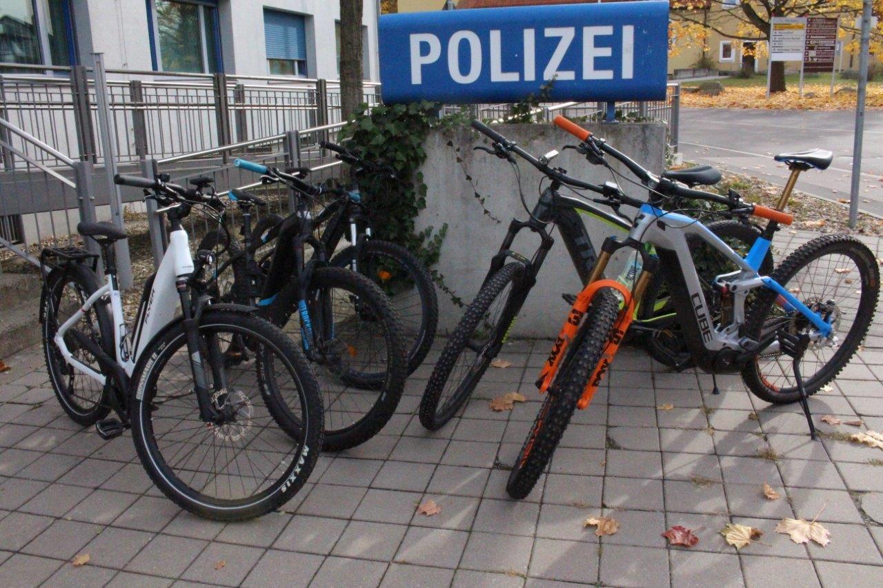 sichergestellte Fahrräder Foto: Polizei Roding