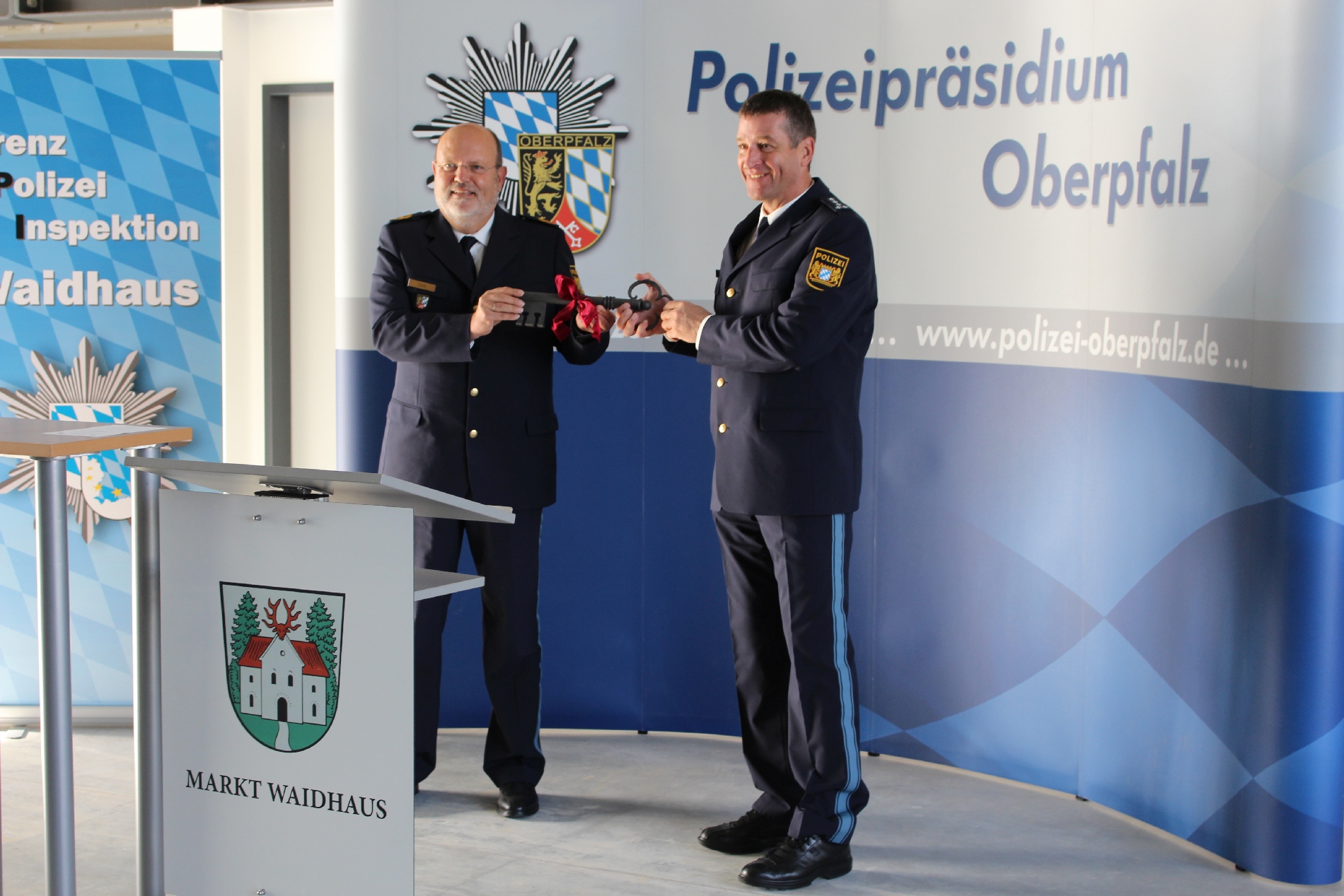 Neue Durchsuchungs- und Asservatenhalle für die Grenzpolizeiinspektion Waidhaus