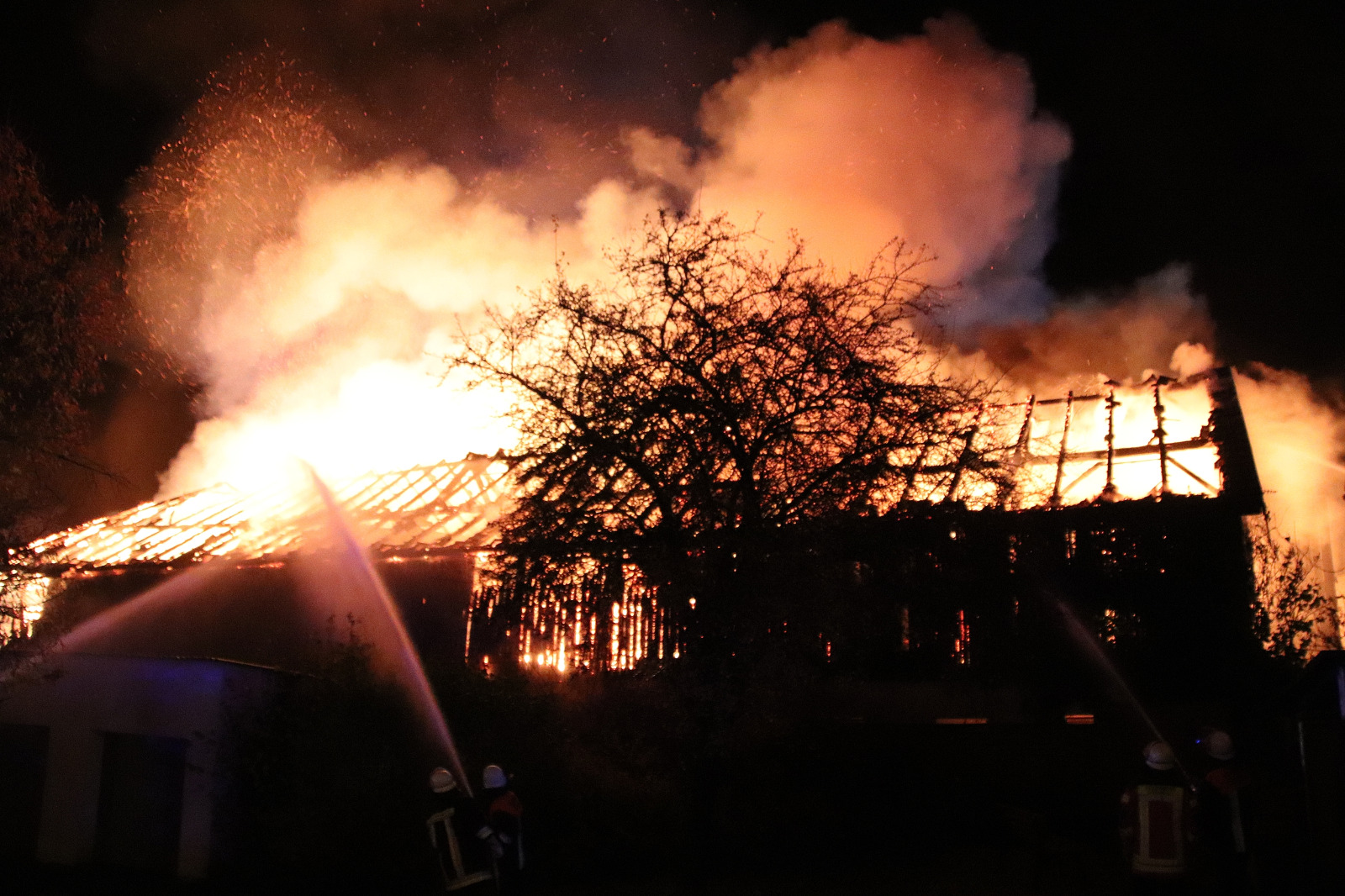 Landwirtschaftliches Anwesen in Schlammersdorf in Brand geraten