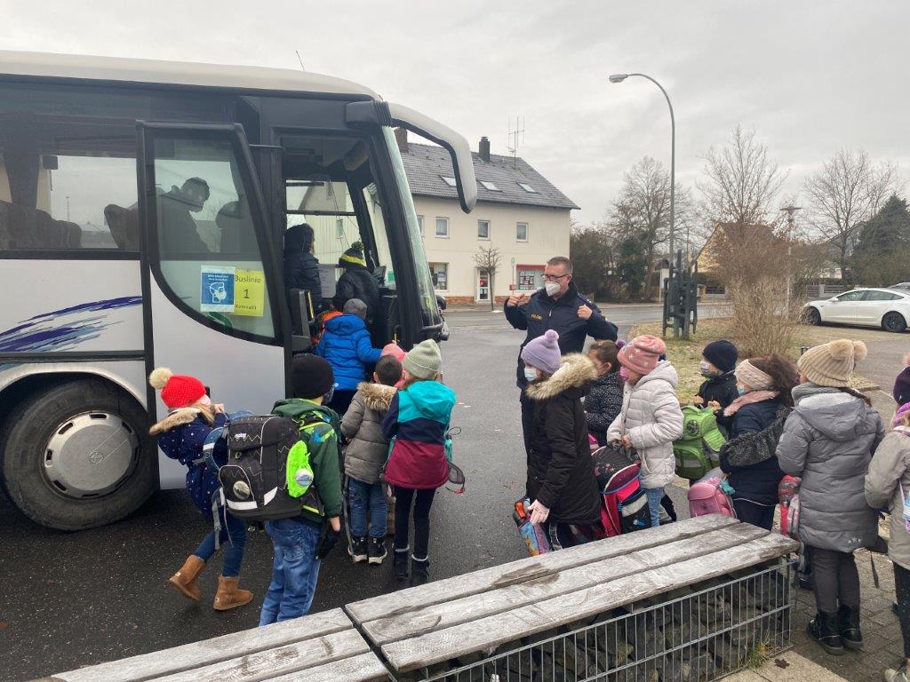 Sicher Busfahren für Amberger Kinder auch unter Berücksichtigung der Hygieneregeln