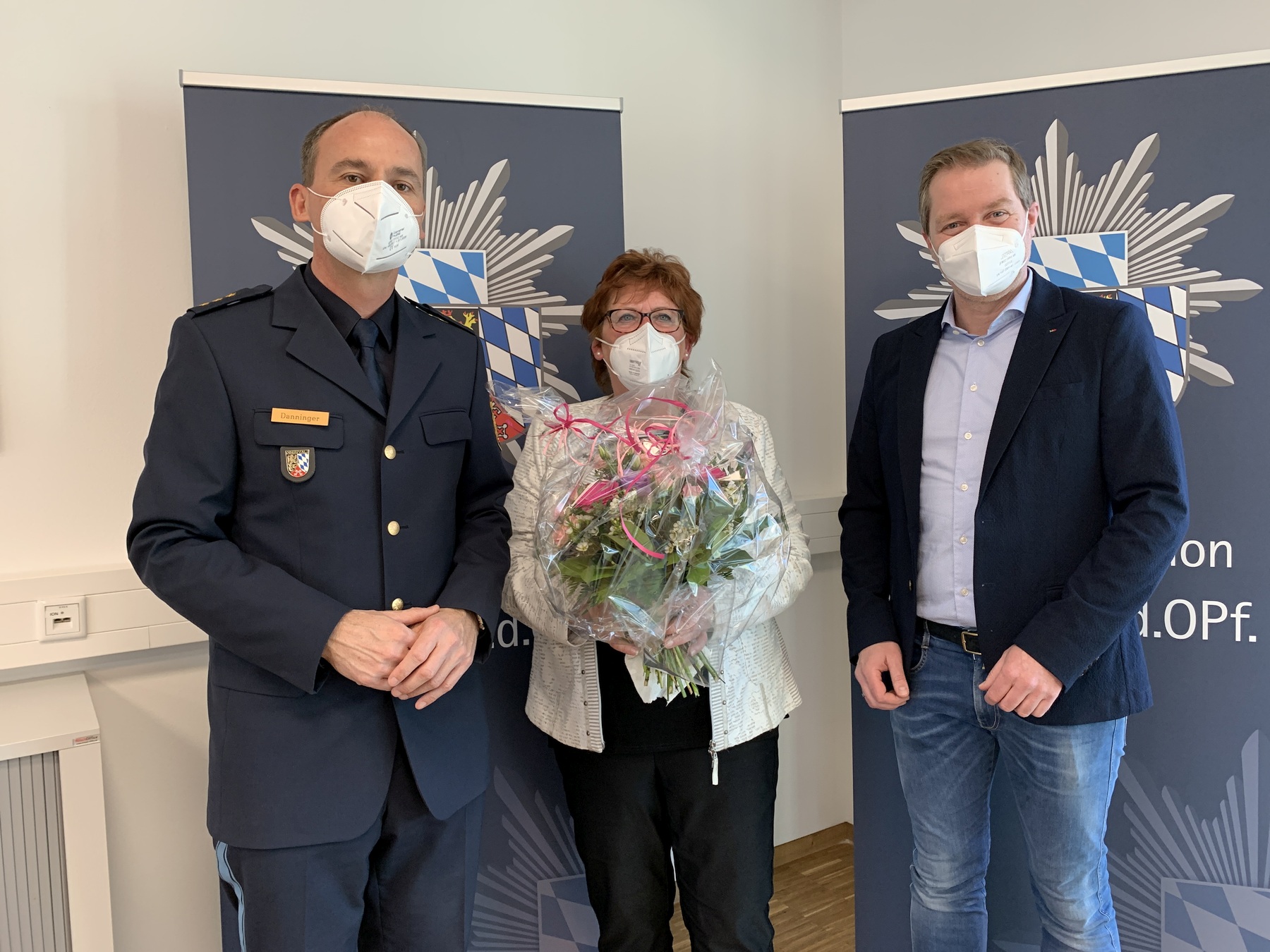 von links nach rechts: Polizeidirektor Herr Danninger, Frau Skalic, Bürgermeister Herr Ochsenkühn Foto: PHK Käsewieter