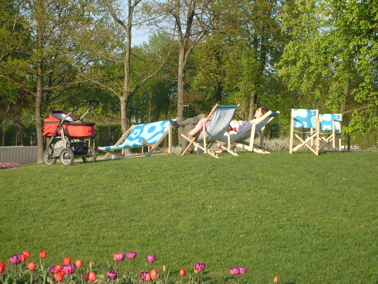 Liegestuhl in die Vils geworfen