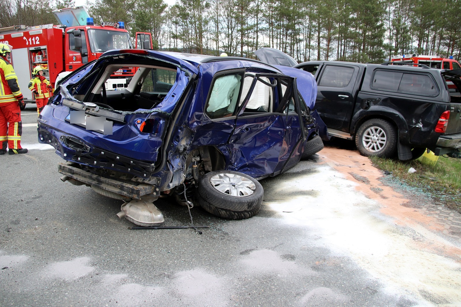 Drei Fahrzeuge waren an dem Unfall beteiligt, alle Fahrer wurden dabei verletzt Foto: Oberpfalz Aktuell