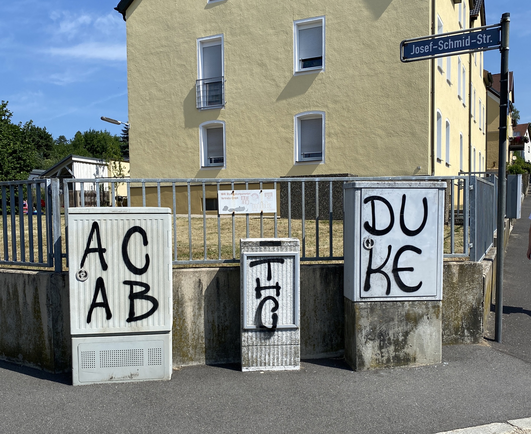 Verteilerkästen in Amberg beschmiert