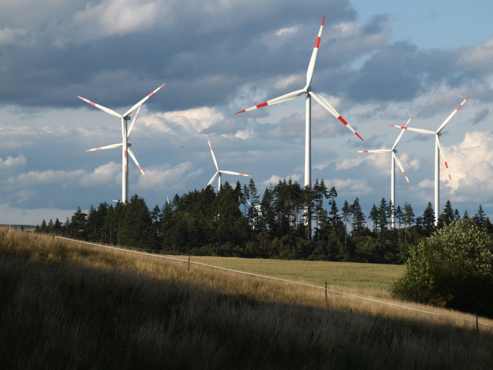 Symbolbild: Windkrafträder Quelle: flickr.com/photos/buchenmann/