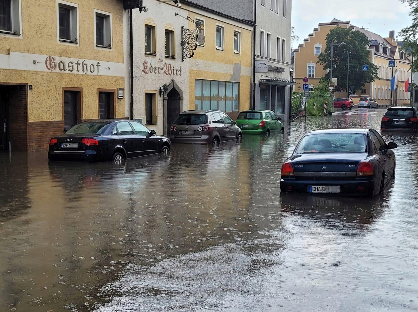 Die Kreisstadt Cham wurde durch den Regen regelrecht überflutet Foto: Feuerwehr Landkreis Cham