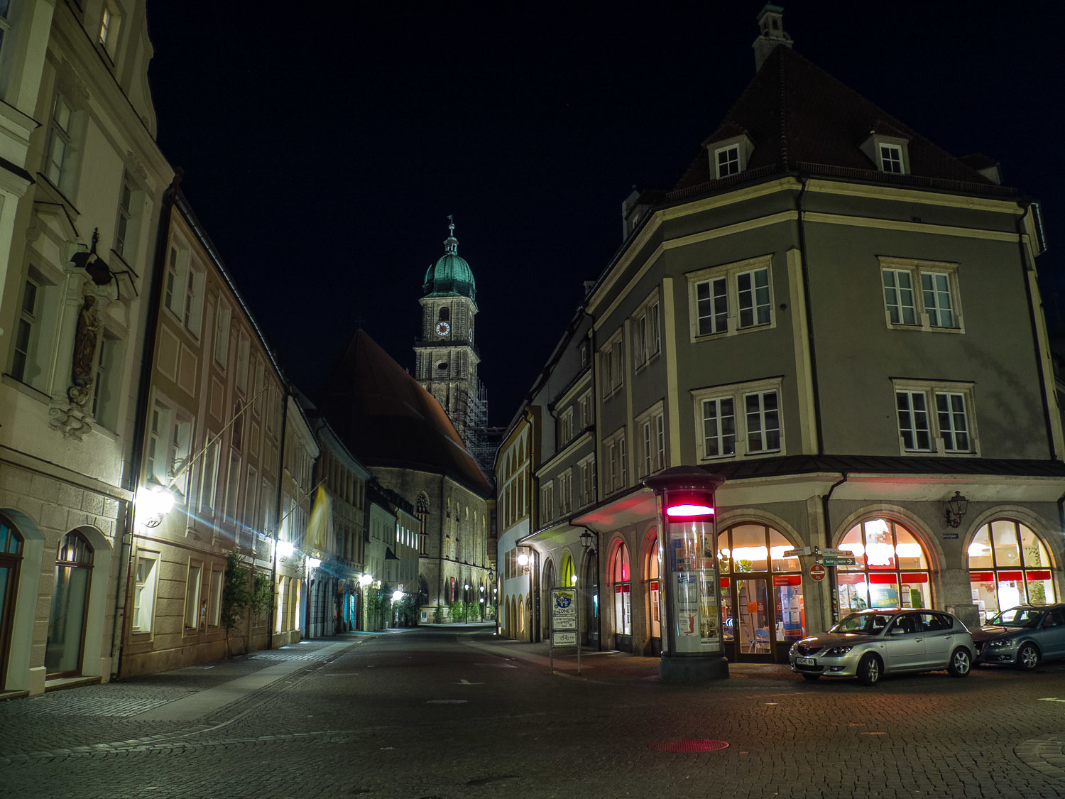 Symbolbild: Amberg bei Nacht