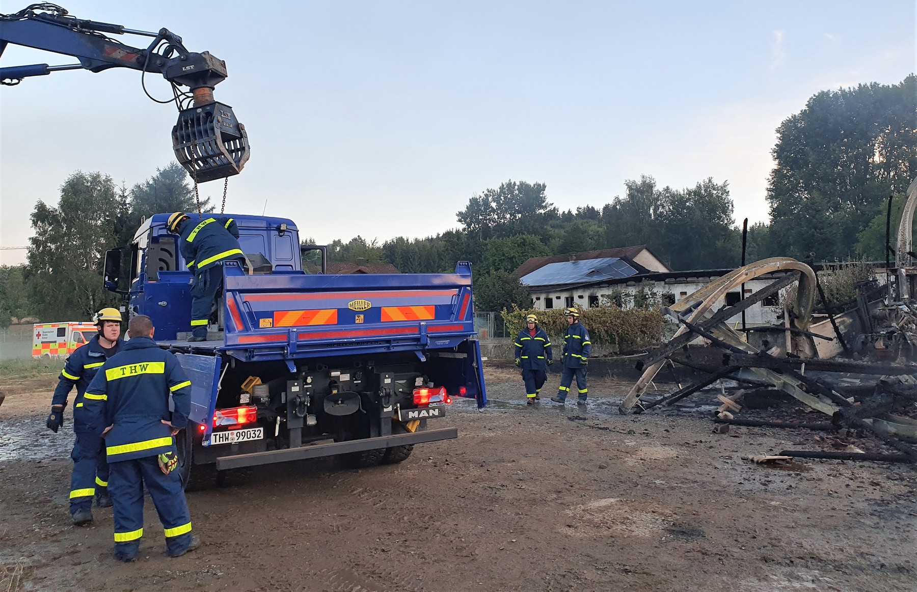 Insgesamt entstand nach vorläufigen Schätzungen ein Sachschaden von 1,5 Millionen Euro Foto: Kreisbrandinspektion Cham
