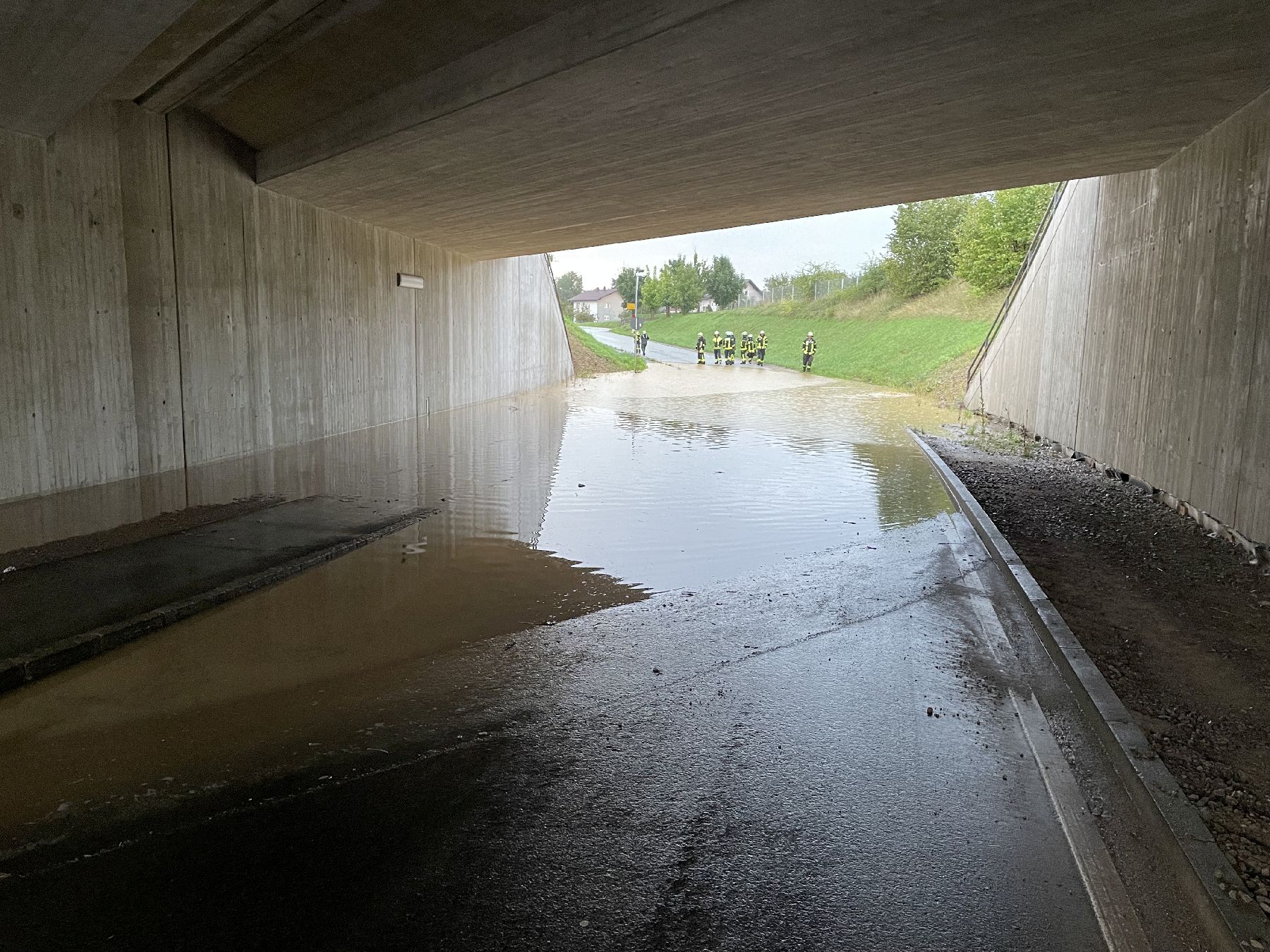 Mehrere Straßen im Landkreis Cham wurden überschwemmt Foto: Kreisbrandinspektion Cham