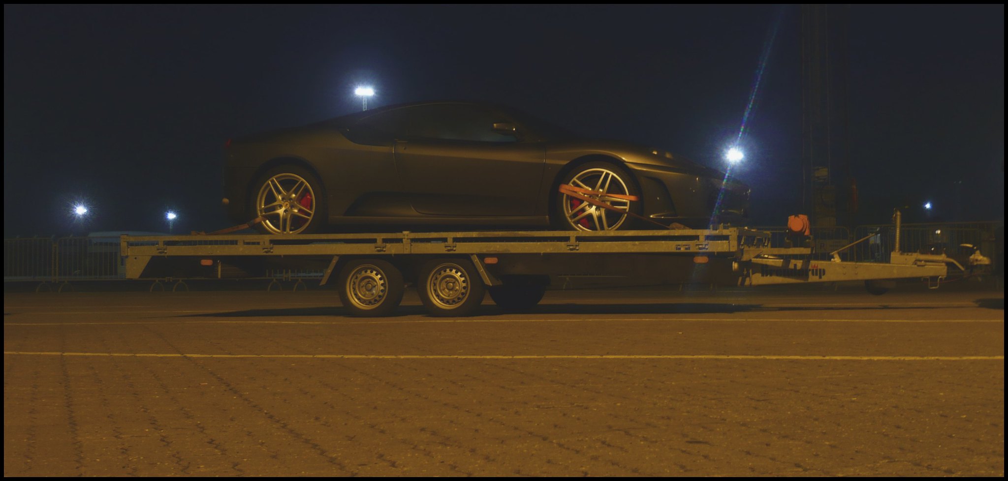 Fahrzeugtransporter massiv überladen