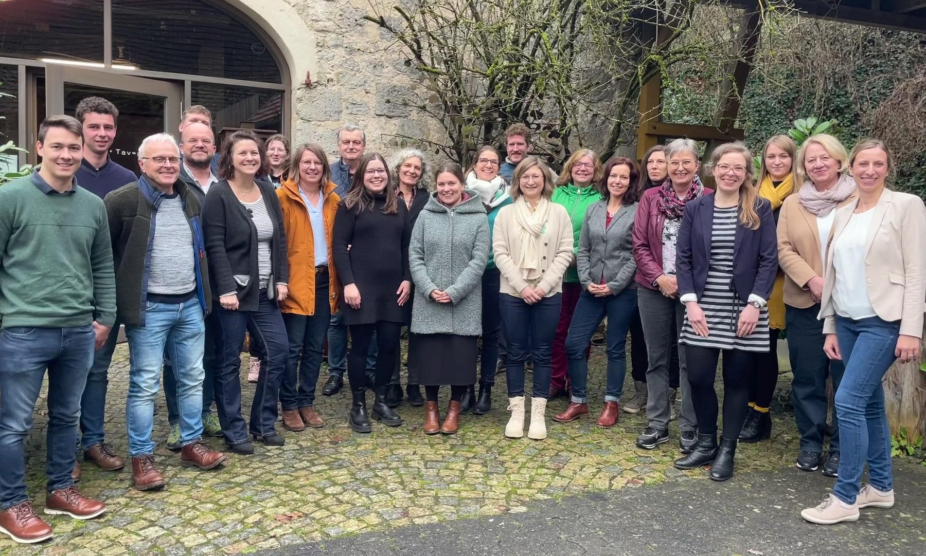 Foto: Vertreter von Regierung der Oberpfalz, der Ämter für Ernährung, Landwirtschaft und Forsten (AELF) sowie der Öko-Modellregionen der Oberpfalz beim Netzwerktreffen
Regierung der Oberpfalz